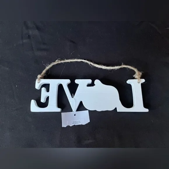 New! LOVE Sign Pumpkin Design NWT - Picture 3 of 3